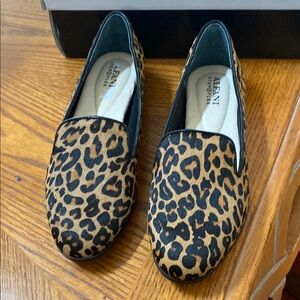 Alfani Brown and Black Flats Sleek Loafers